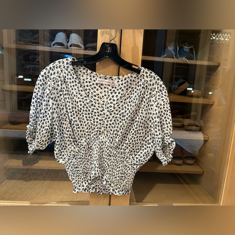 Faithful The Brand floral top size XS